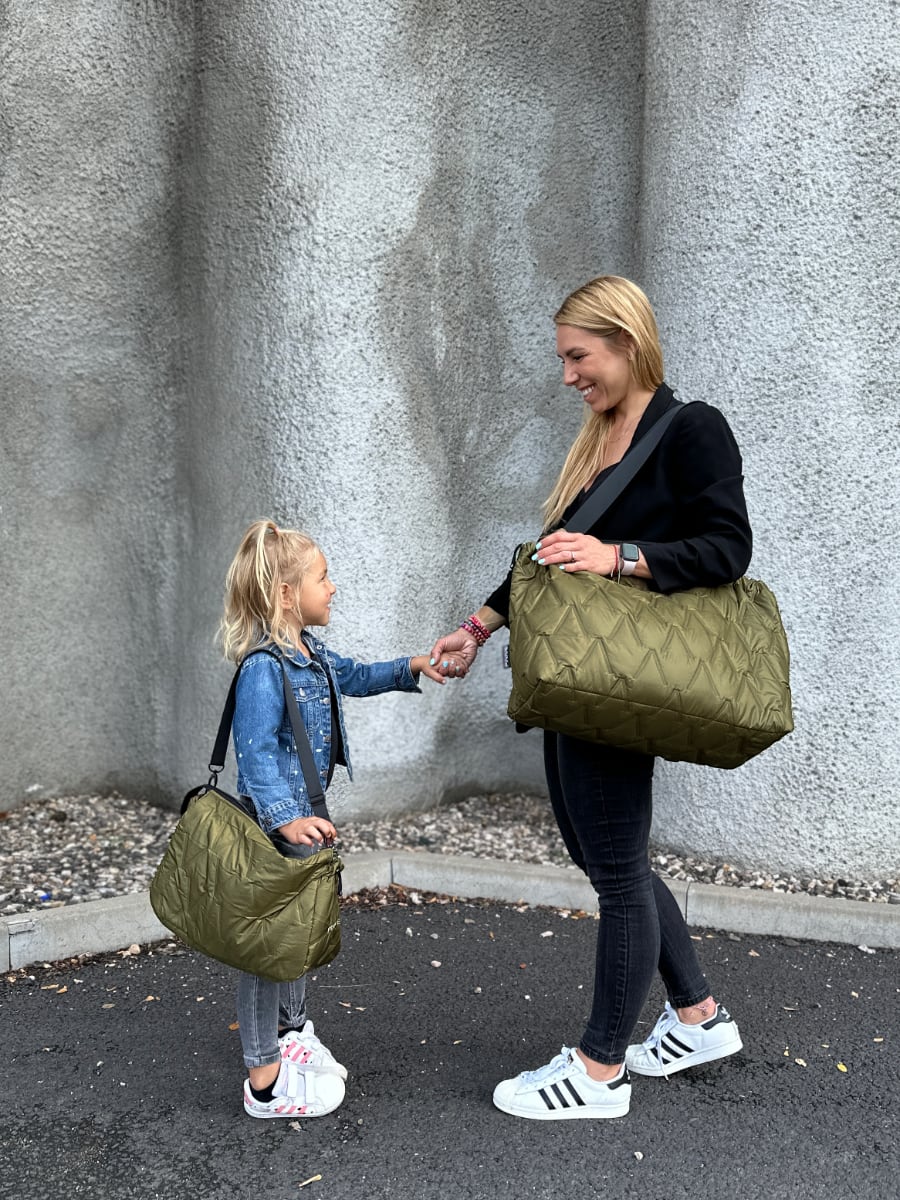 PINKIE Kleine Handtasche/Wickeltasche Vee Olive S