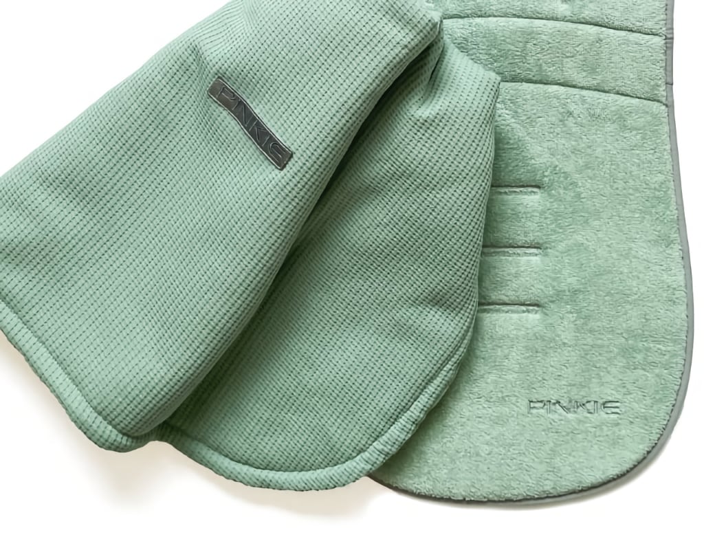 PINKIE Verlängerte Sitzeinlage für den Sommer Bamboo Green