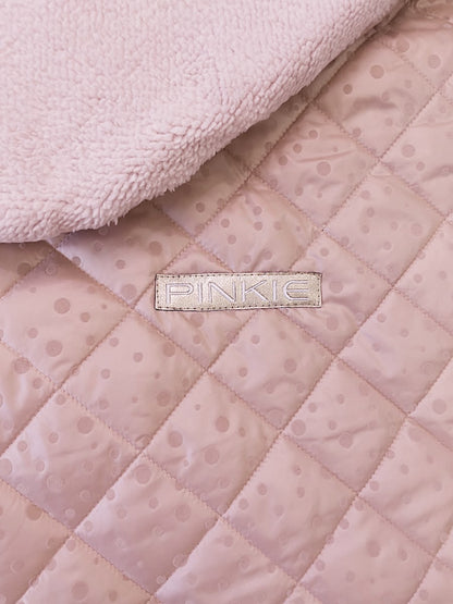 PINKIE Warme zubindbare Decke  Soft Pink Dots