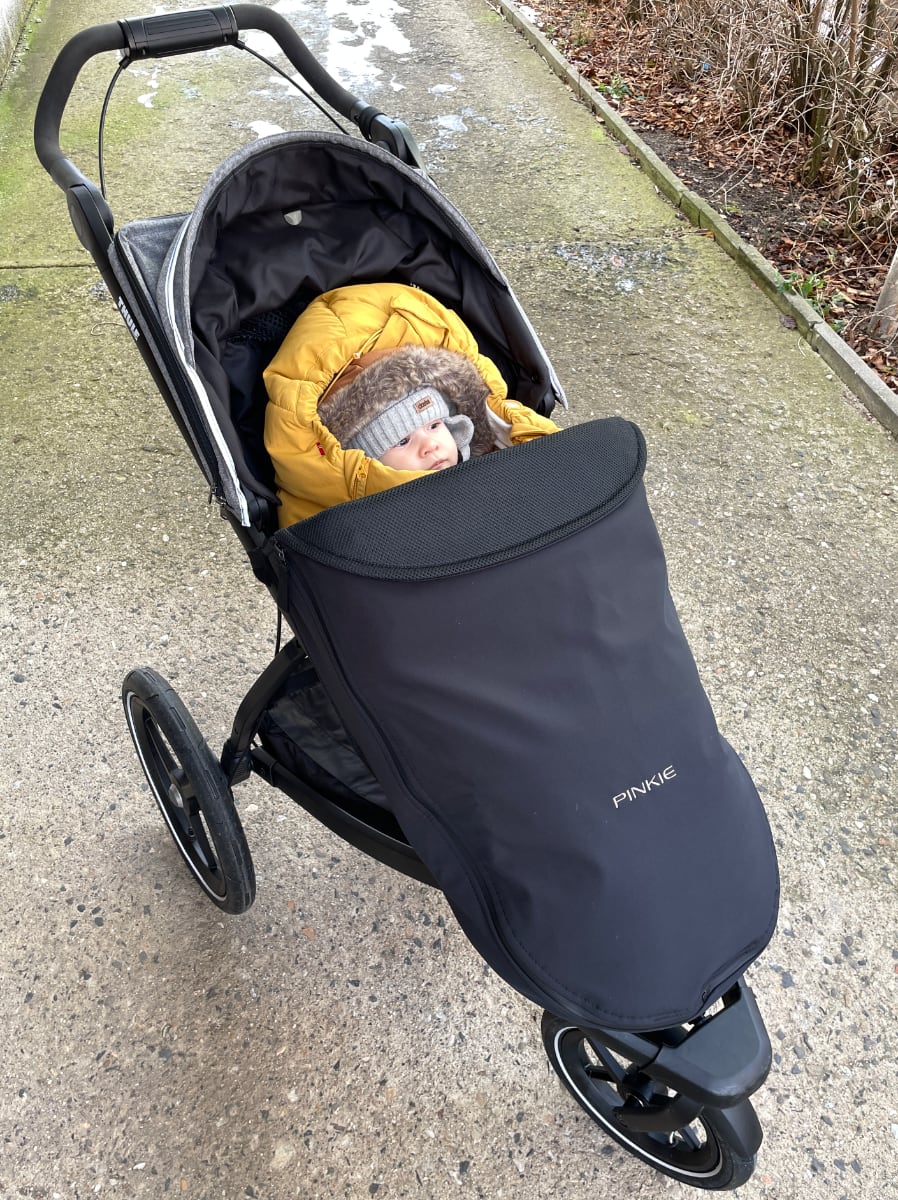 PINKIE Beindecke Softshell Black mit Funktionsschicht
