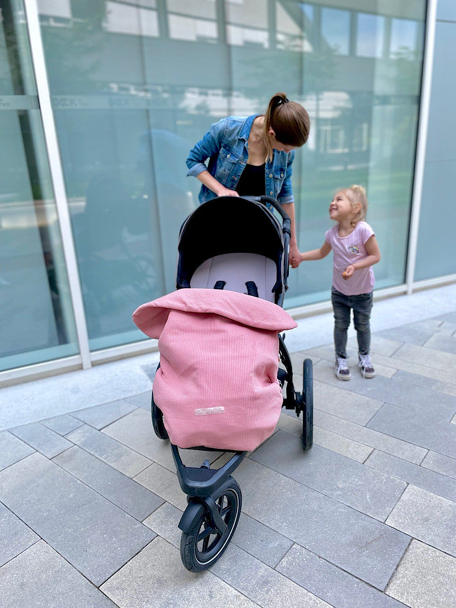 PINKIE Zubindbare Decke  Label Pink