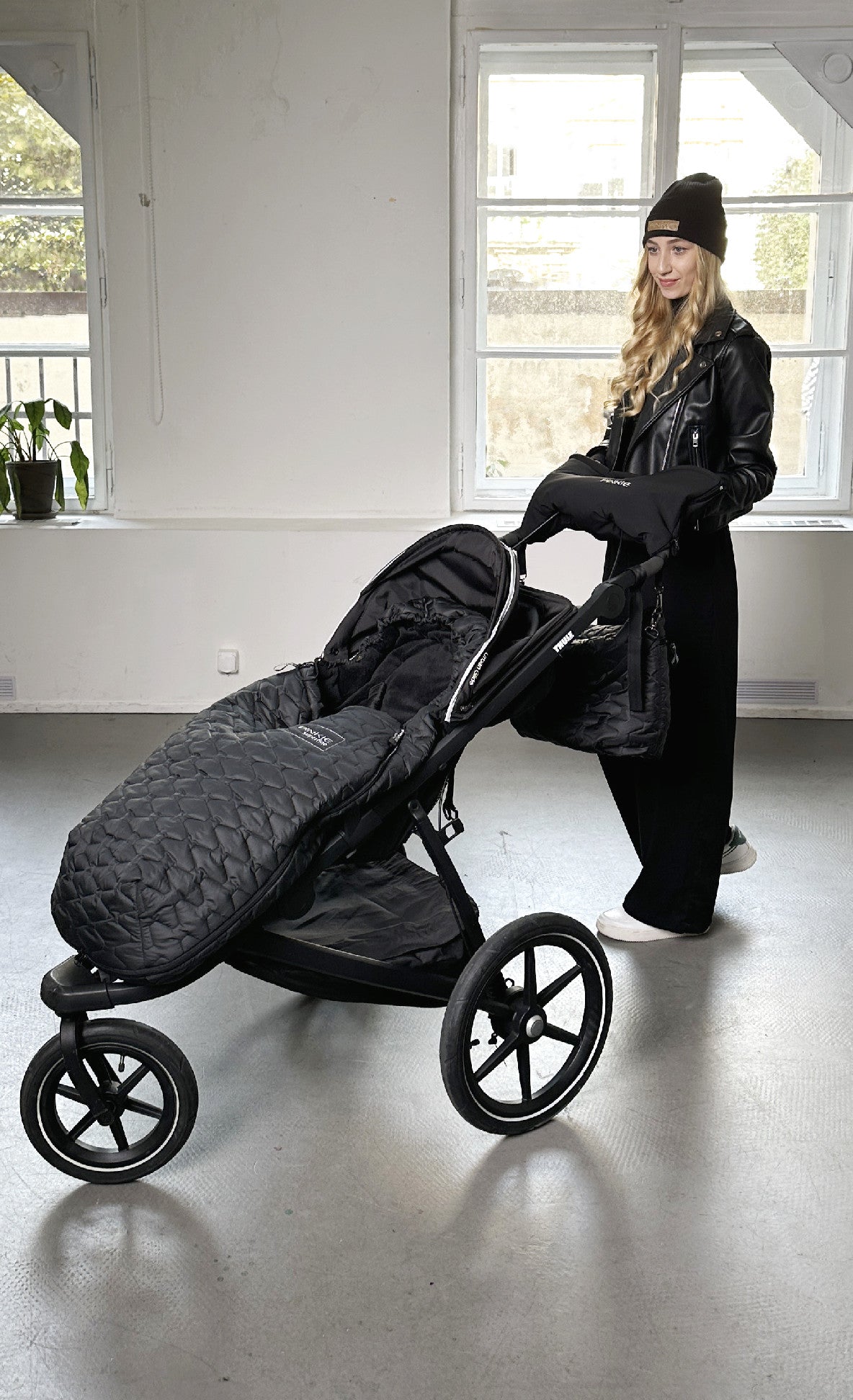 PINKIE Daunen Winterfußsack Superfine Black