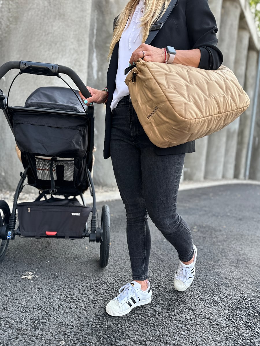 PINKIE Handtasche/Wickeltasche  Vee Sand M