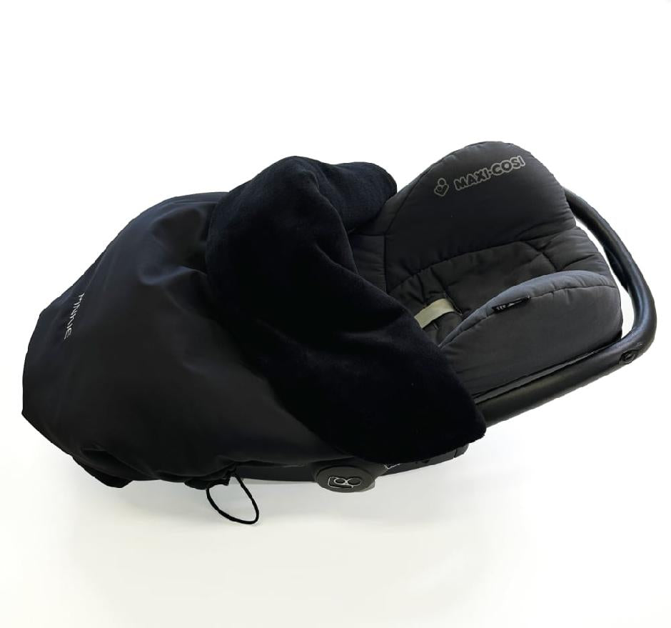 Warme zubindbare Decke Pinkie Softshell Black
