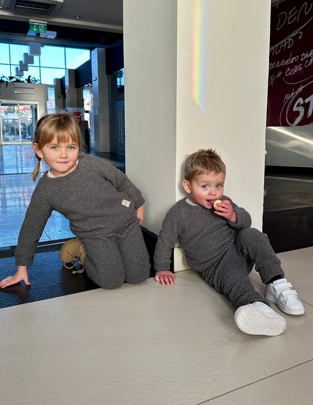 PINKIE Sweatshirt Teddy Grey