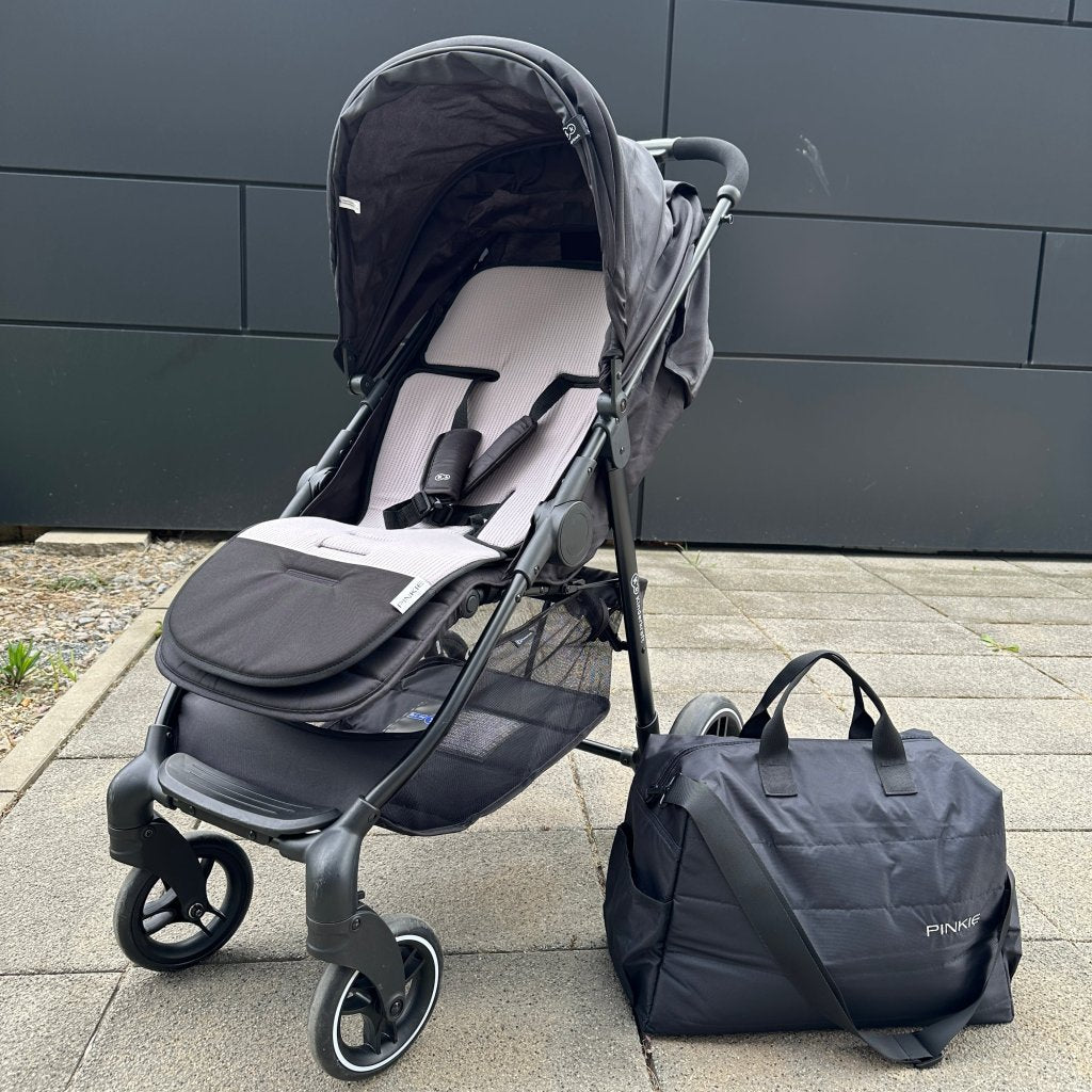 PINKIE Verlängerte Sitzeinlage Label Grey/Black