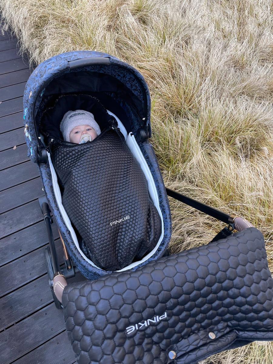 PINKIE Winterfußsack Black Comb 0-12 Mon.